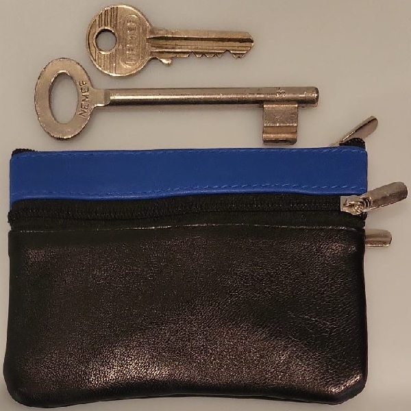 Een praktische soepel leren sleuteletui 12x8cm